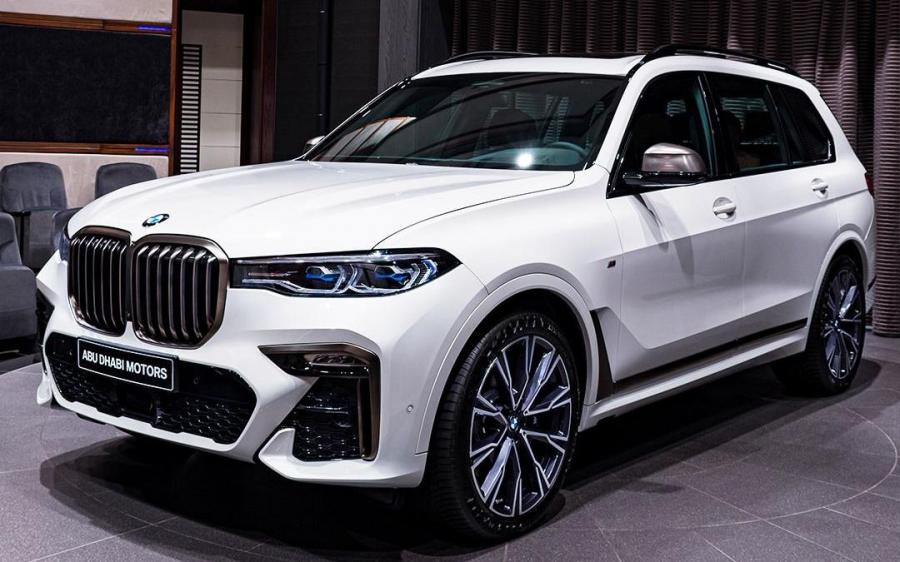 BMW X7 M50i (G07) (UAE) '2019